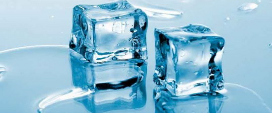 Массаж лица кубиками льда уменьшает морщины и акне